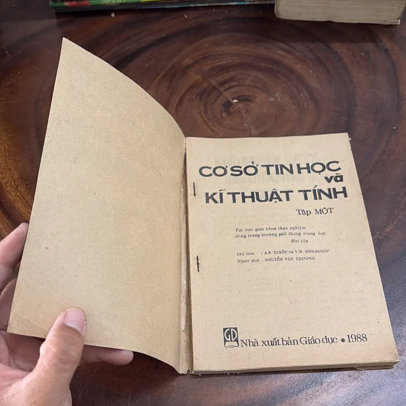 II Kỹ Thuật: Cơ Sở Tin Học Và Kỹ Thuật Tính (Tập 1) - A.P. ECSỐP, V.M. MÔNAKHỐP - 1988 996985