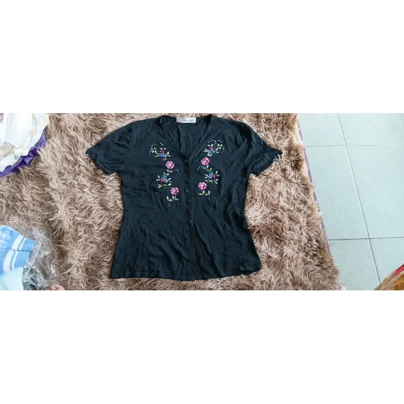 Áo kiểu nữ đa dạng mẫu mã, màu sắc, chất liệu 973650