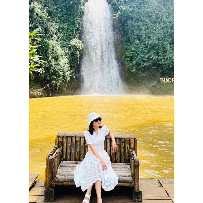 Đầm trắng size S 502718
