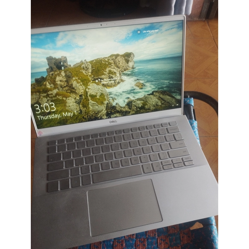 Dell mới 99.99% chia lại nửa giá 442819
