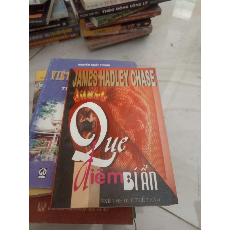Những que diêm bí ẩn - James Hadley Chase (Văn học nước ngoài) VAVO 1028684