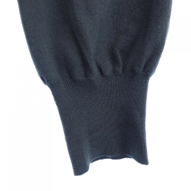 Áo len TAE ASHIDA 646172