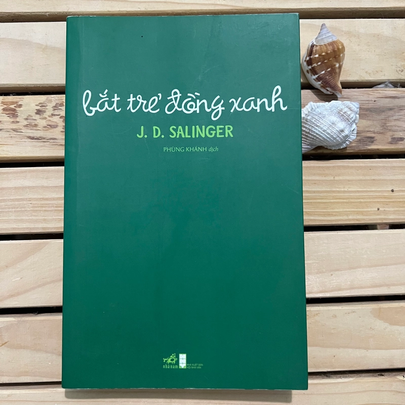 Tiểu thuyết Bắt trẻ đồng xanh - mới 99% 528165