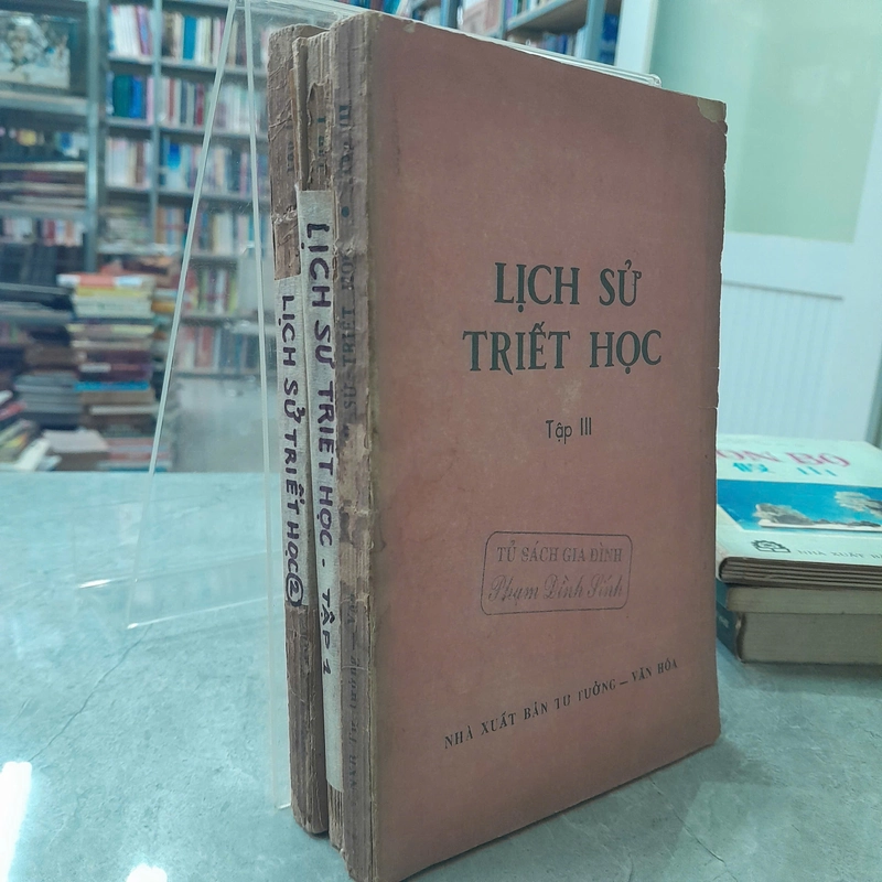 LỊCH SỬ TRIẾT HỌC - NGUYỄN HỮU VUI 463504