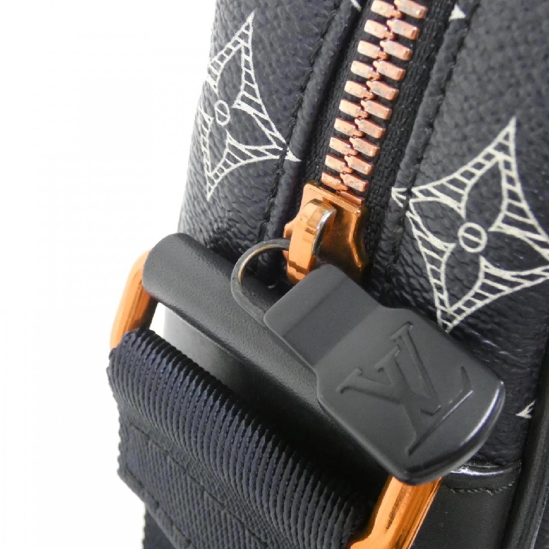 Túi xách vai Louis Vuitton Monogram Ink (Lộn ngược) Danube M43678 610741