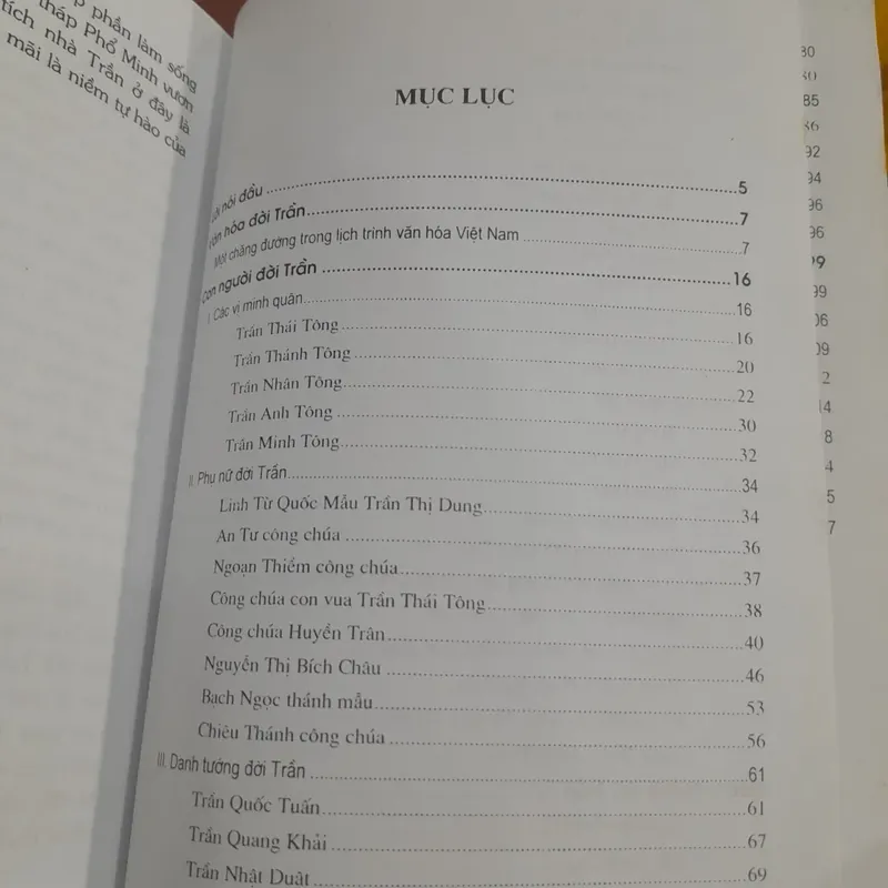 Văn hóa Việt dưới triều Trần 699404