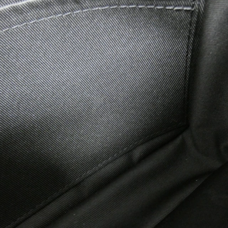 Túi đeo chéo Louis Vuitton Monogram Shadow Trio M46602 610002