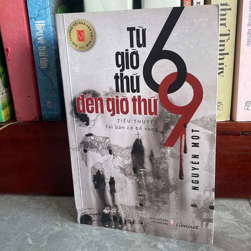 Từ giờ thứ 6 đến giờ thứ 9 657086