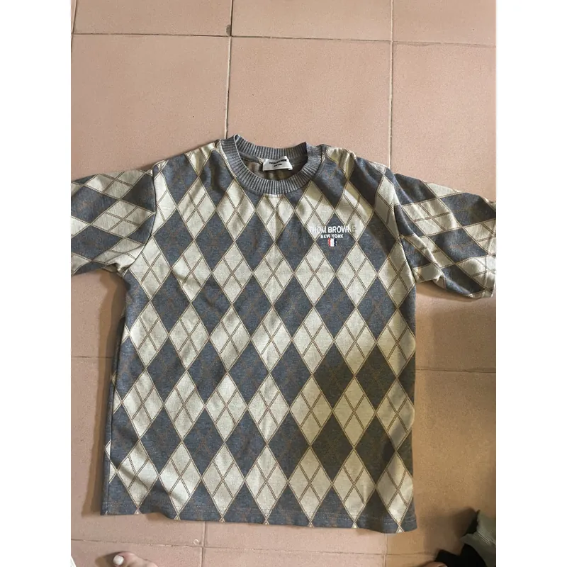 Áo đã sd còn new 688208