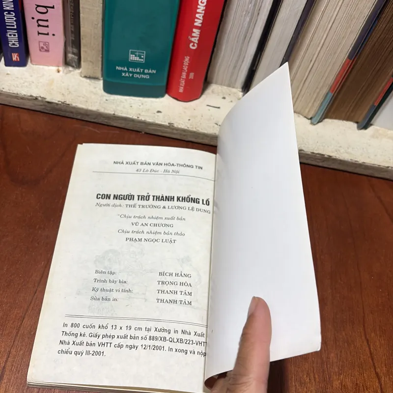 II Con Người Trở Thành Khổng Lồ _ Tiếng Nói Đầu Tiên Của Khoa Học - M. ILIN, E. XÊGAN 778705