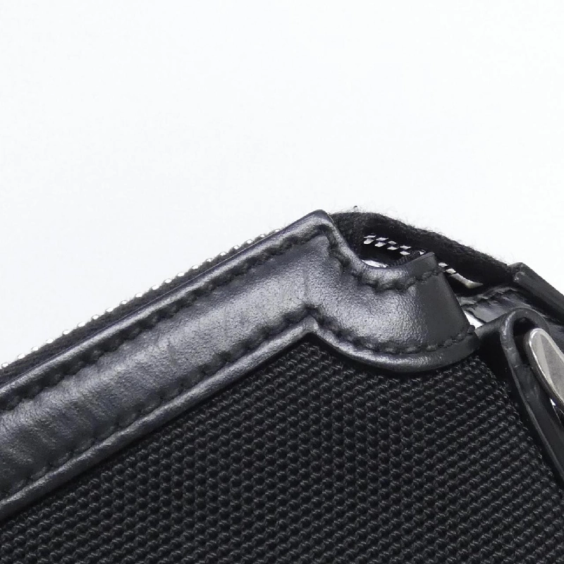 Gucci 631195 KWT7N Túi đeo vai - Hàng hiệu Chính hãng 764891