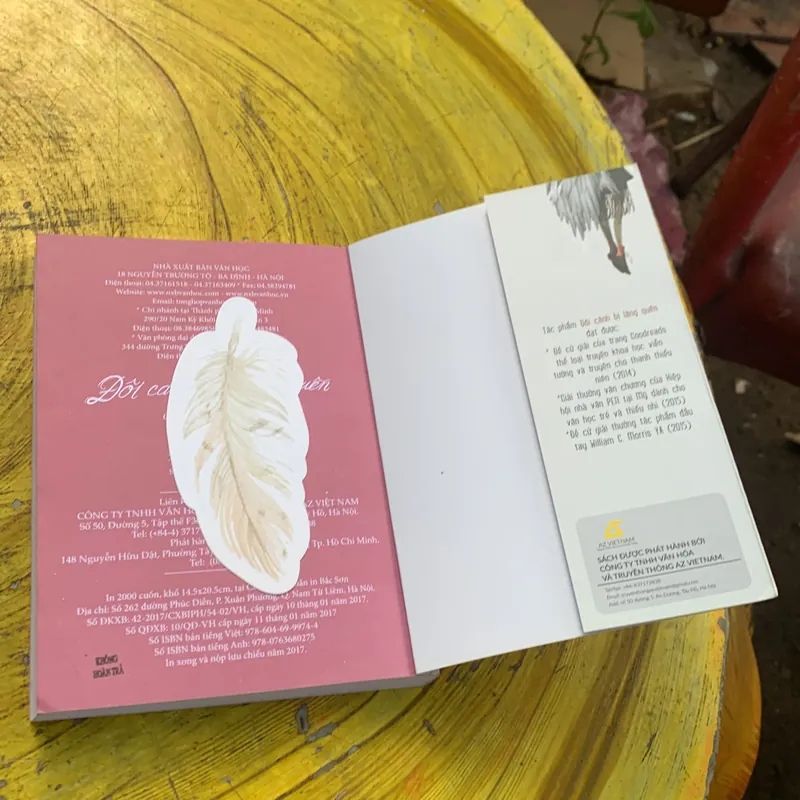 ĐÔI CÁNH BỊ LÃNG QUÊN - LESLYE WALTON 740330