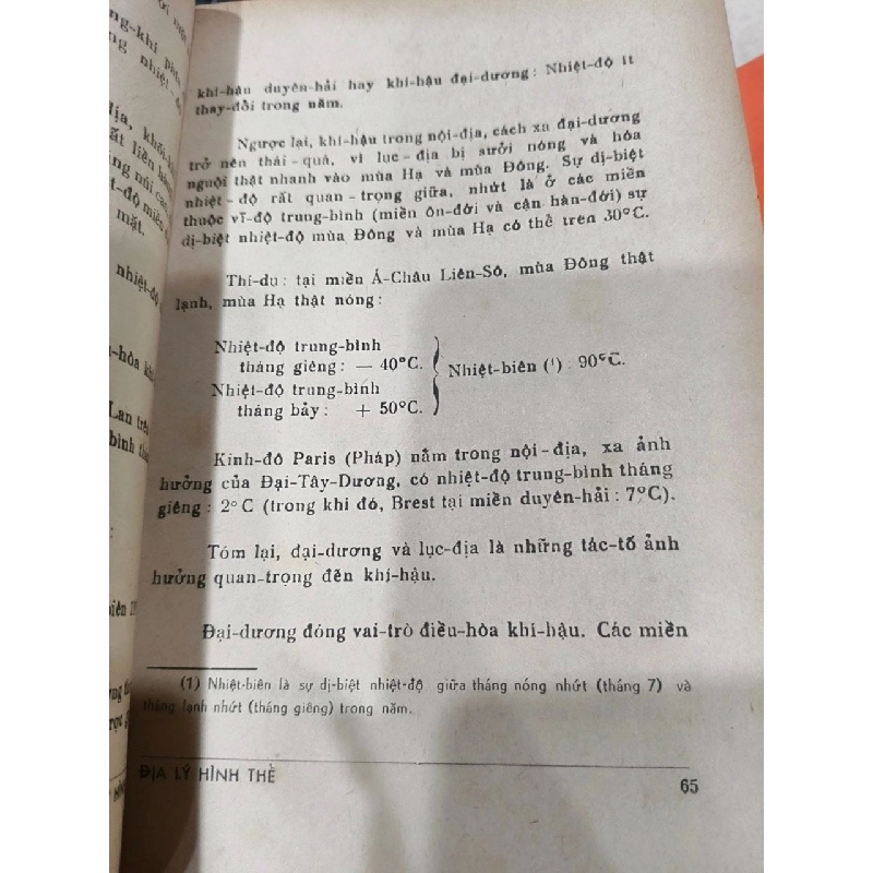 Địa lý hình thể - Ông Bà Lâm Thanh Liêm ( quyển II khí hậu nhập môn ) 126703