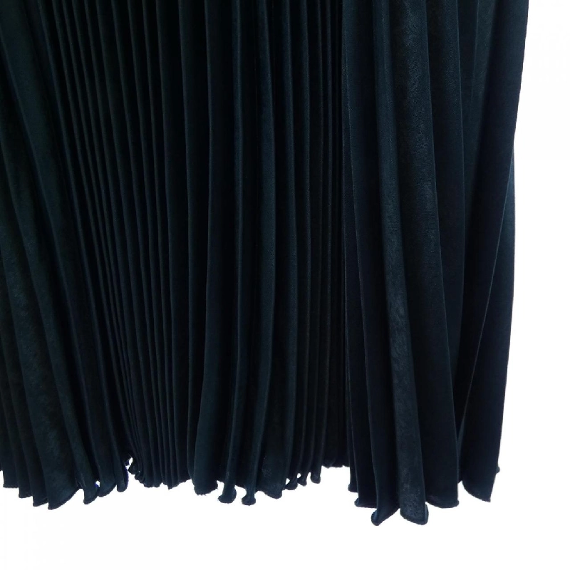 Quần Priority - Hàng hiệu Authentic 810765