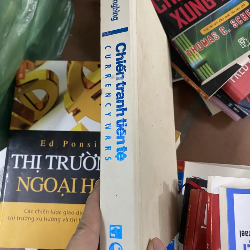 Sách Chiến tranh tiền tệ - Currency Wars - Song Hongbing 312486