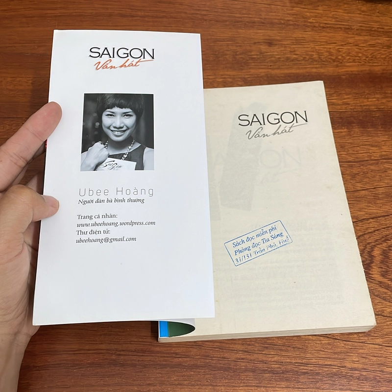 II Tản Văn: Sài Gòn Vẫn Hát - Mạc Thuỵ & Ubee Hoàng - 2016 501341