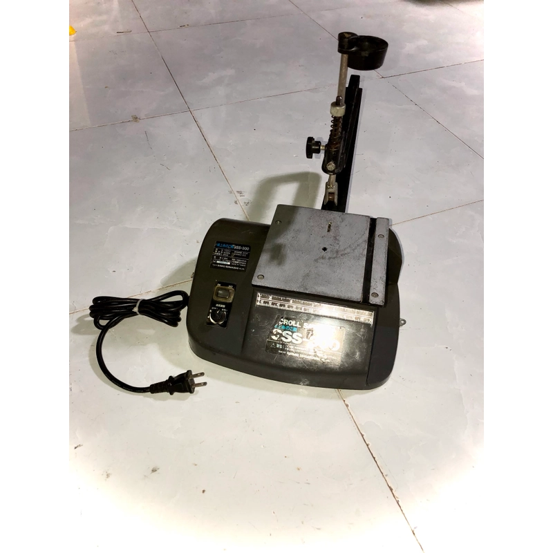 Máy Cưa Chỉ (Scroll Saw) SS-300 Nội Điạ Nhật 541089