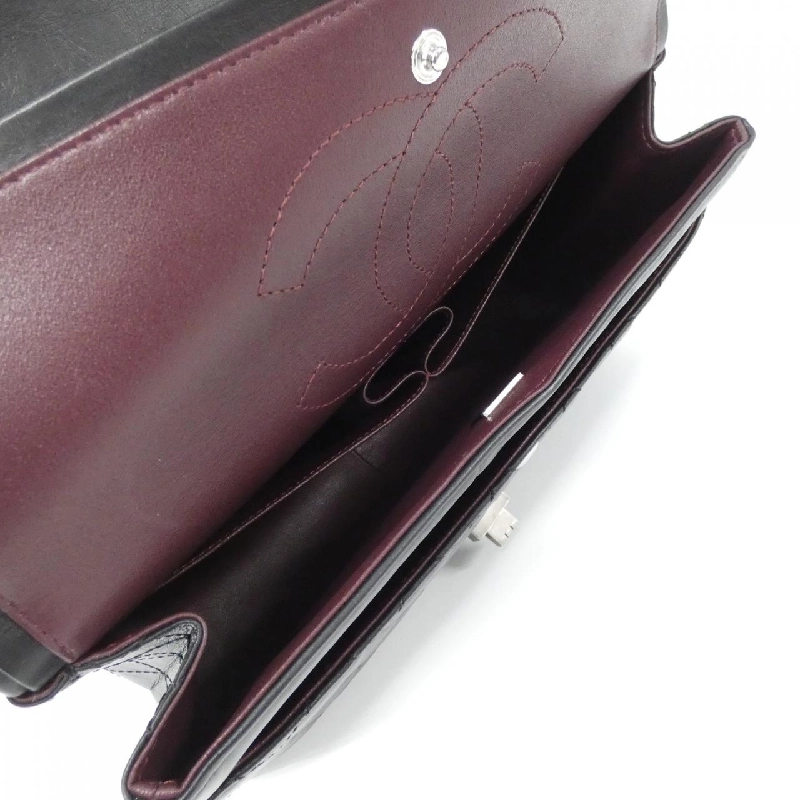 Túi xách chéo Chanel 37587 612773