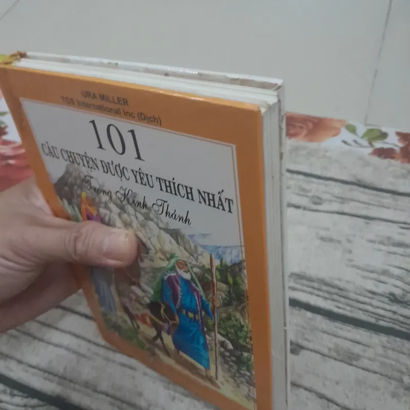 101 câu chuyện được yêu thích nhất trong Kinh Thánh 591153
