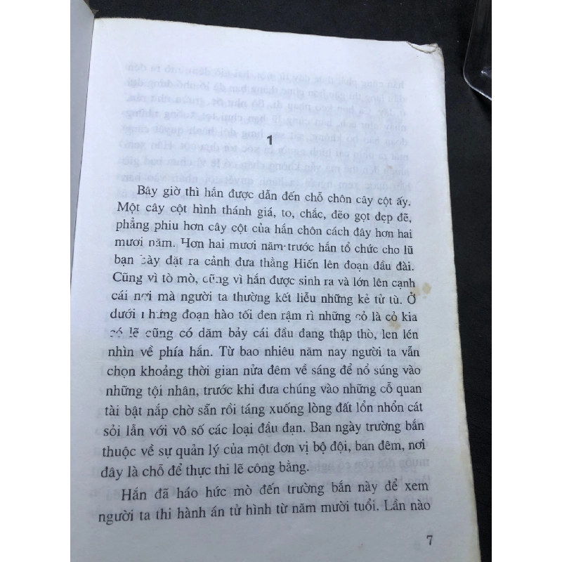 Hồ sơ một tử tù lời sám hối muộn màng mới 70% ố có dấu mộc và viết nhẹ trang đầu 2006 Nguyễn Đình Tú HPB0906 SÁCH VĂN HỌC 914978