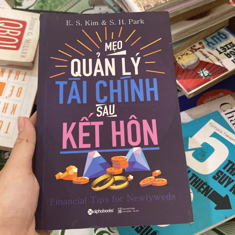Mẹo Quản Lý Tài Chính Sau Kết Hôn 800581
