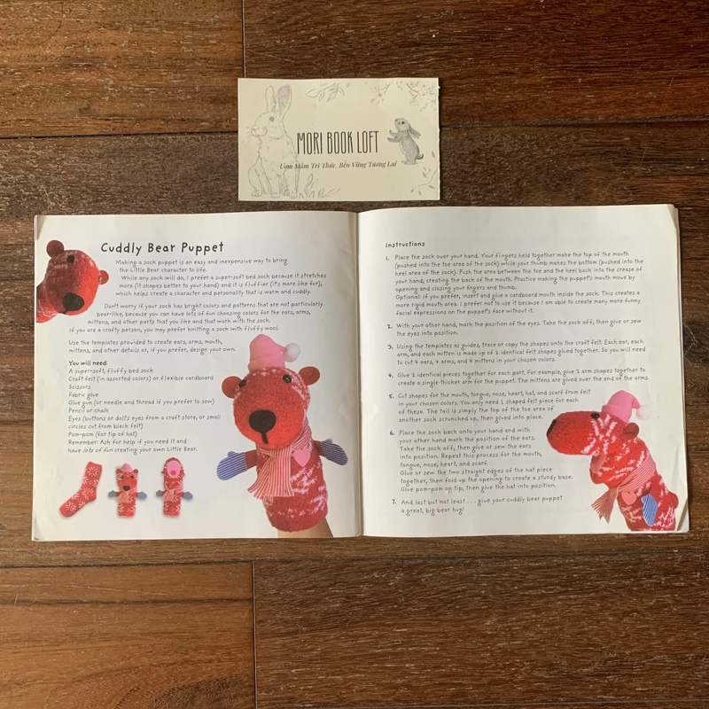 Sách ngoại văn A Snowman for Little Bear, Used, còn miếng cắt dán cuối sách 498067