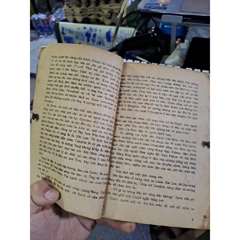 Mối tình kỳ lạ mới 70% ố Văn học nước ngoài HCM1709 559920