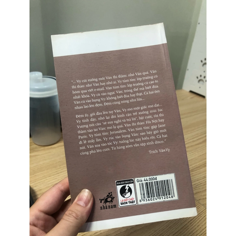 Vân Vy - Thuận (đẹp, như mới) (tiệm cũng có cuốn Paris 11 tháng 8) 377762
