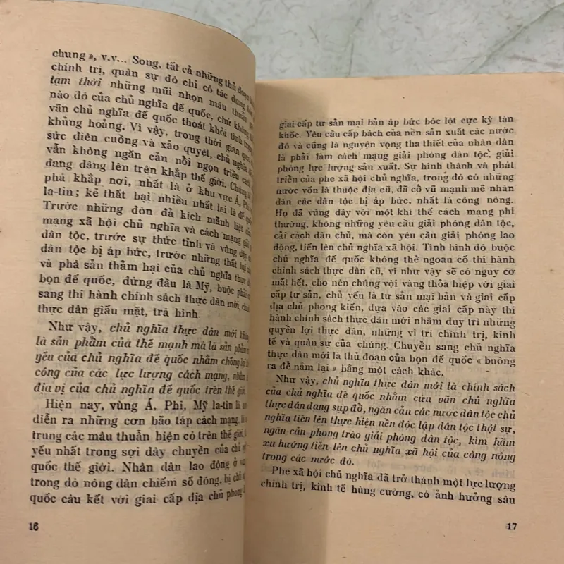 Hăng hái tiến lên dưới… cách mạng tháng mười - Lê Duẫn - 1969s 997615