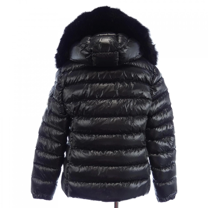 Áo khoác lông vũ MONCLER 635757