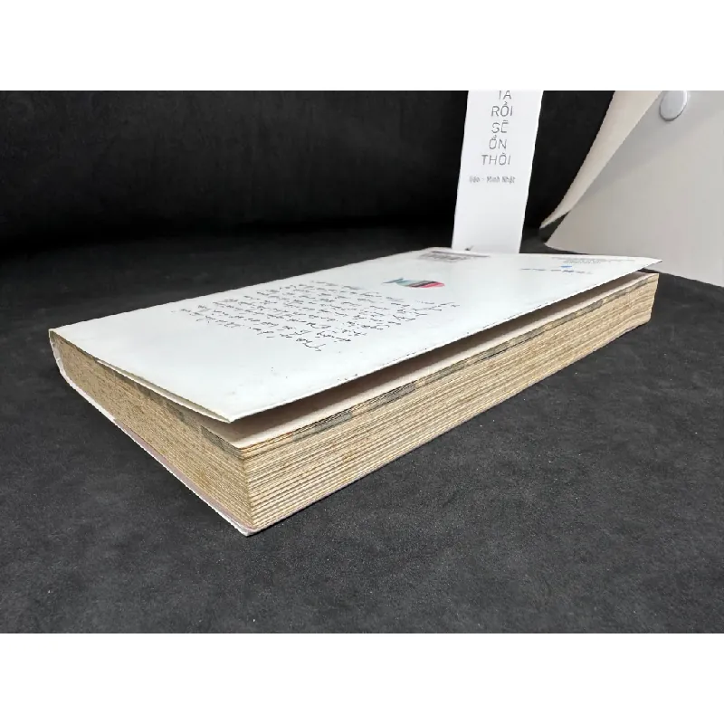 [Phiên Chợ Sách Cũ] Chúng Ta Rồi Sẽ Ổn Thôi - Gào - Minh Nhật 2204, 2015 435897