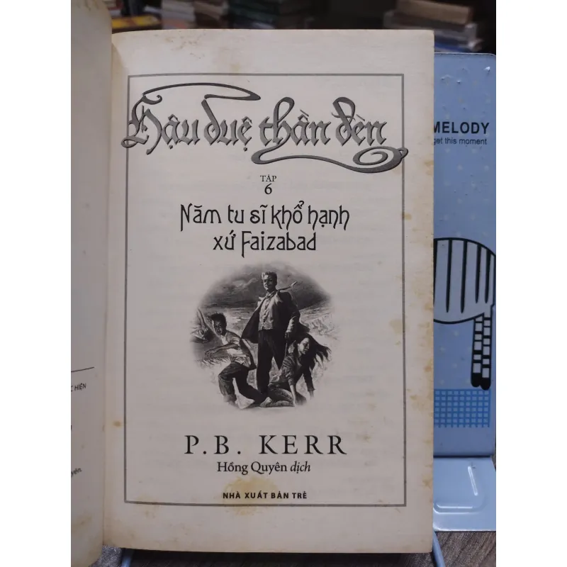 Sách: Hậu duệ thần đèn - P.B Kerr (A2) 578486