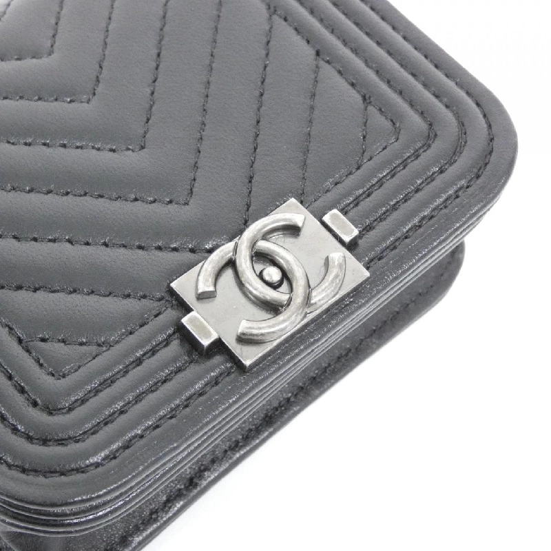 Chanel Boy Chanel Line AP2302 Túi đeo hông - Hàng hiệu Authentic 776401