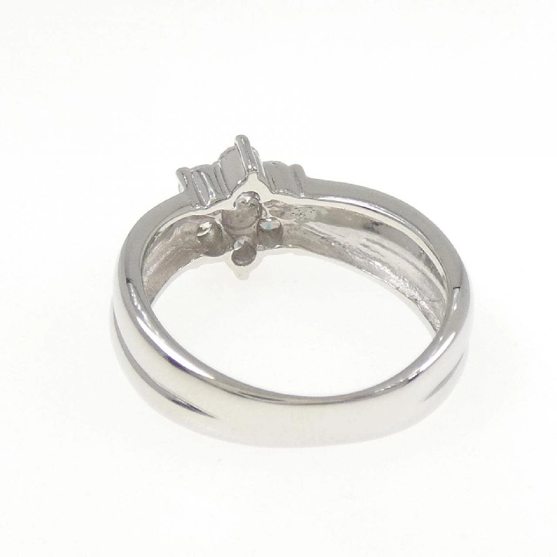 Nhẫn kim cương hoa PT900 0.52CT 667209