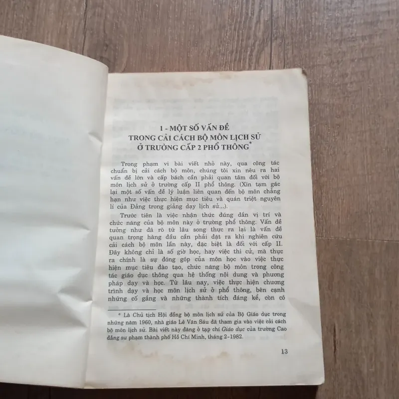 Lê Văn Sáu - Nhà giáo - Nhà sử học  697957