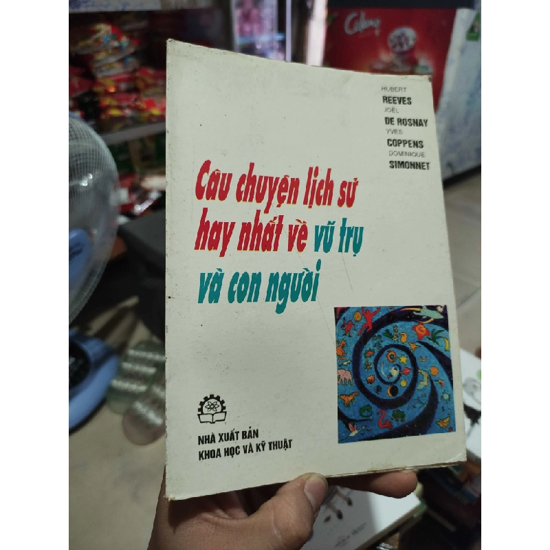 Sách hay - Câu chuyện lịch sử hay nhất về vũ trụ và con người01/03 DSCPK0209592508 250312