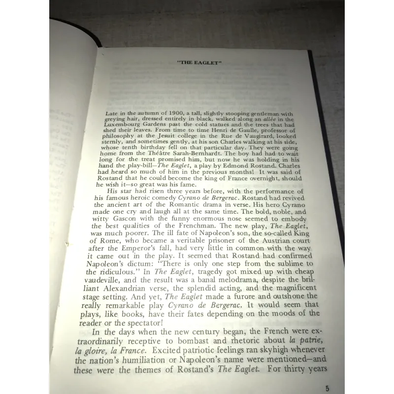 De Gaulle - His life and work 785777