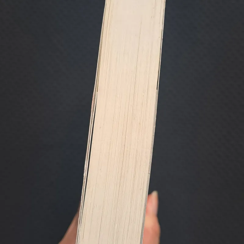 Cận kề tổ ấm - Robert Dugoni 576381