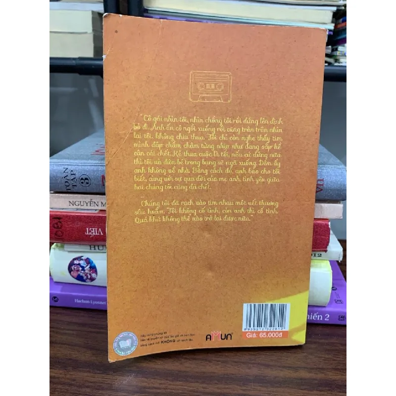 Nợ em một vòng tay — Nhiều tác giả 589393