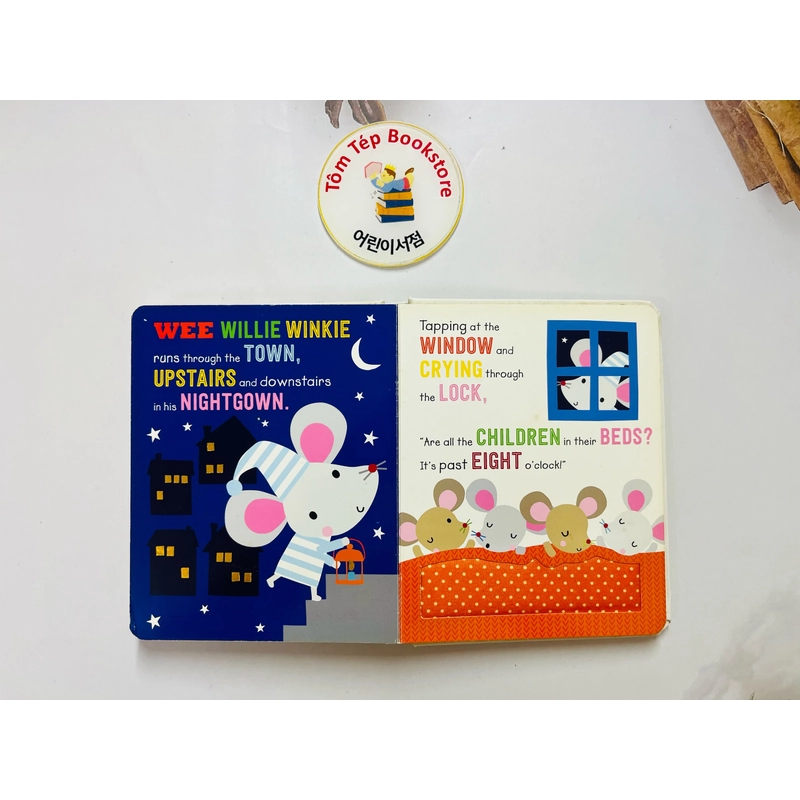 Set sách boardbook sờ chạm cho bé 500077