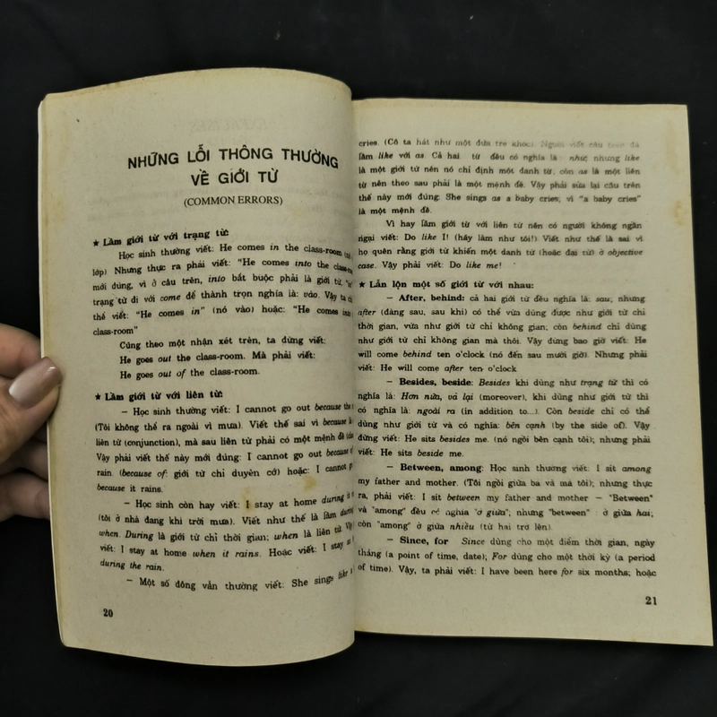 Cách dùng giới từ tiếng Anh - The use of prepositions in English 547679