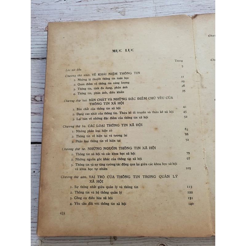 Thông tin xã hội và quản lý xã hội _ sách in tại Nga_ 400 trang , khổ lớn  320074