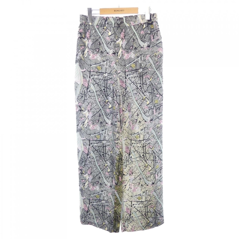 Quần FENDI - Hàng hiệu Authentic 889556