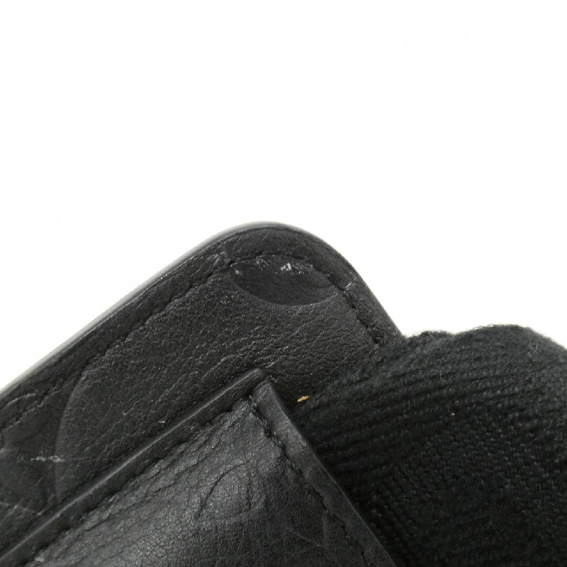 Túi đeo chéo tiện ích M80450 của Louis Vuitton 610987