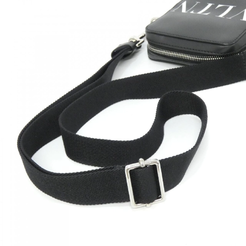 Túi đeo vai Valentino Garavani 1Y2B0943WJW - Hàng hiệu Authentic 802613