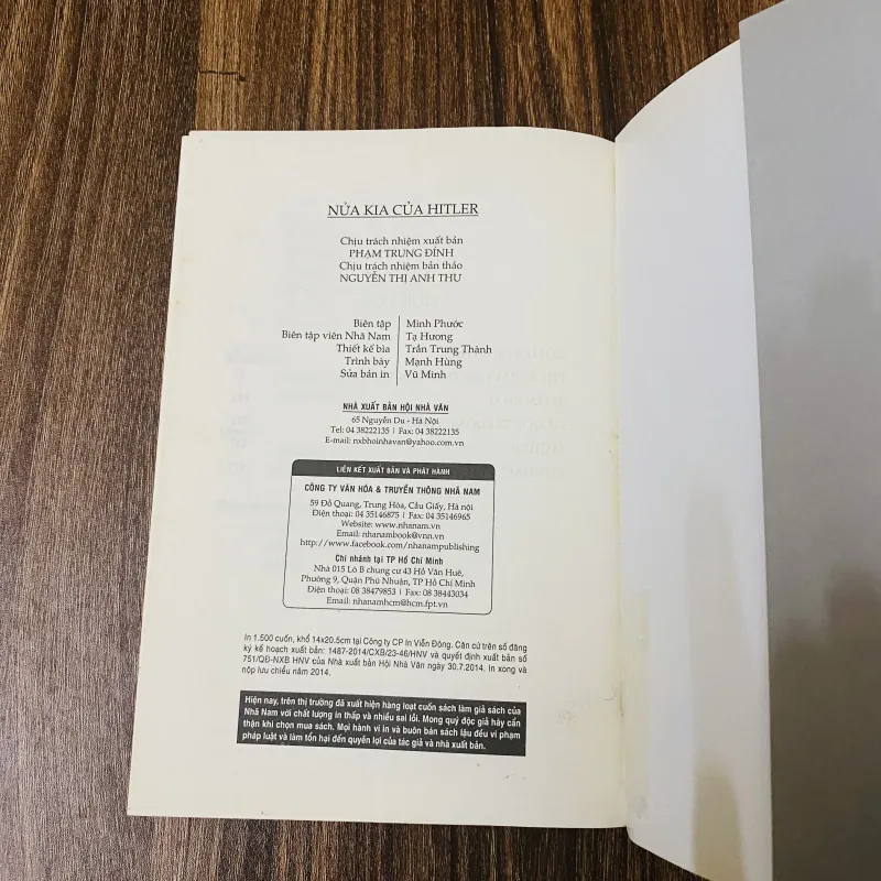 Nửa kia của Hitler -  Eric-Emmanuel Schmitt 1025733