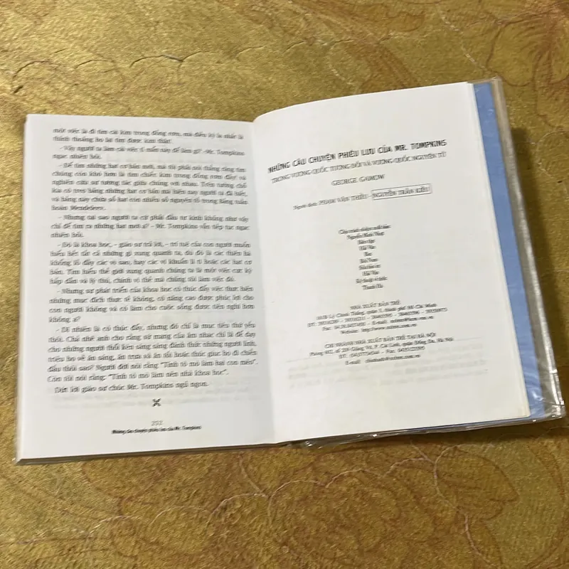 NHỮNG CUỘC PHIÊU LƯU CỦA MR. Tompkins TRONG VƯƠNG QUỐC TƯƠNG ĐỐI VÀ VƯƠNG QUỐC NGUYÊN TỬ 736481