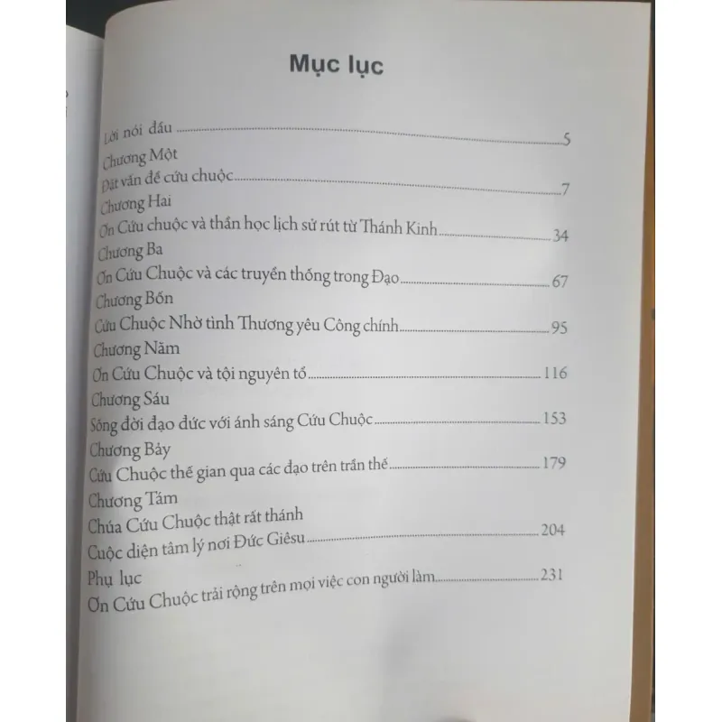 Ơn Cứu Chuộc Nơi Ngài Chan Chứa 749120