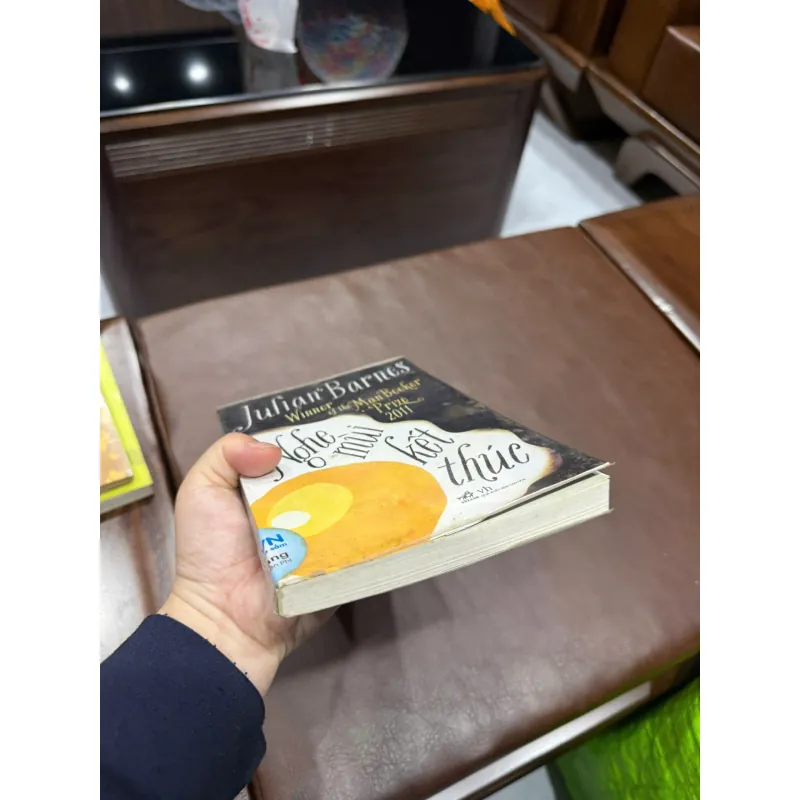 NGHE MÙI KẾT THÚC – JULIAN BARNES (SÁCH ĐOẠT GIẢI BOOKER 2011)-K2 992659