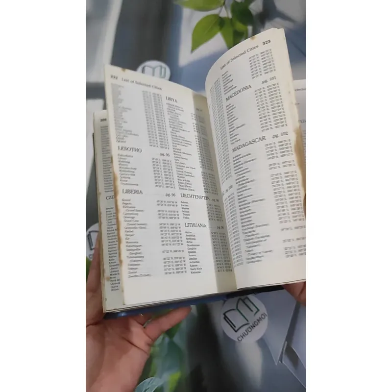 Webster's International Atlas 990493